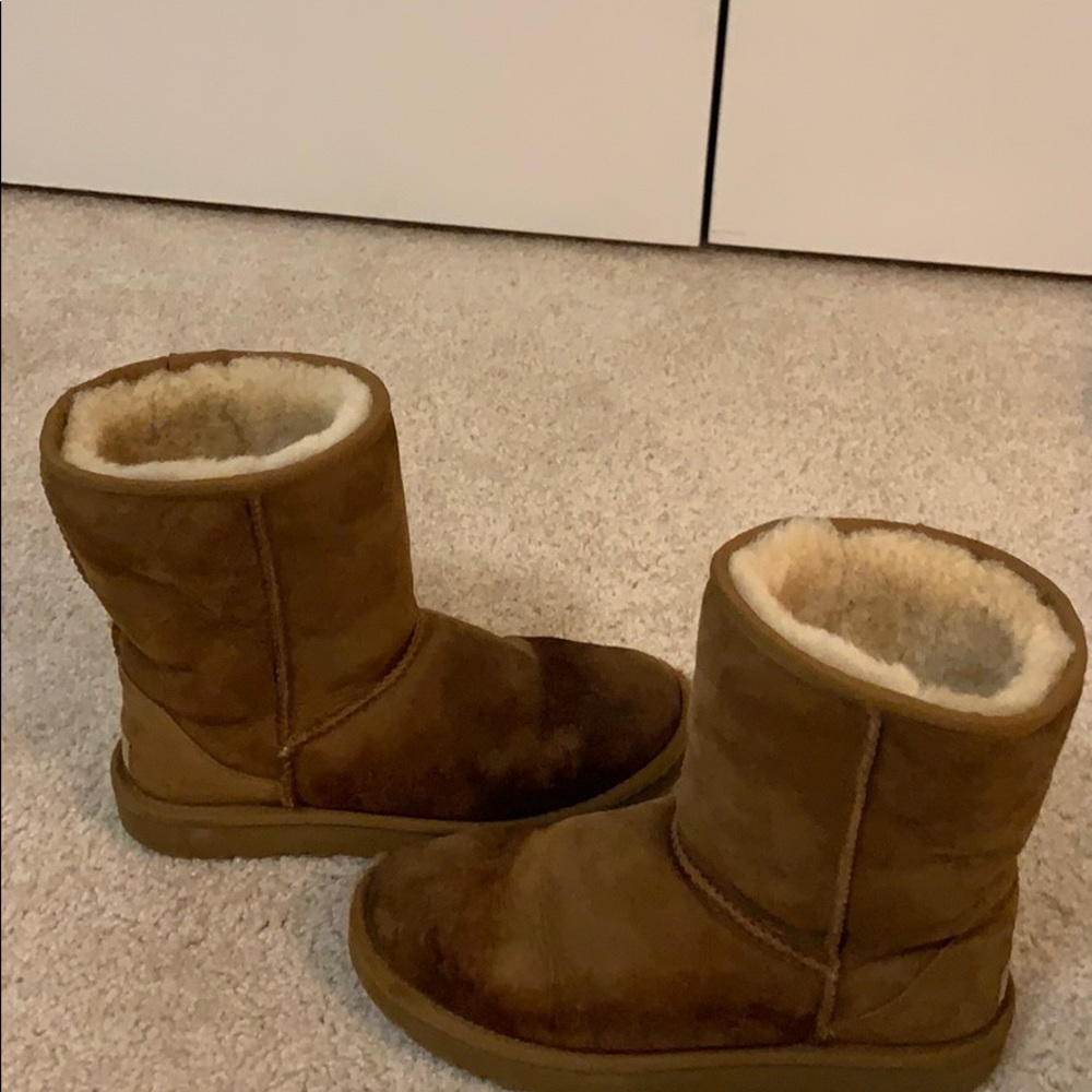 brown uggs - Picture 8 of 8